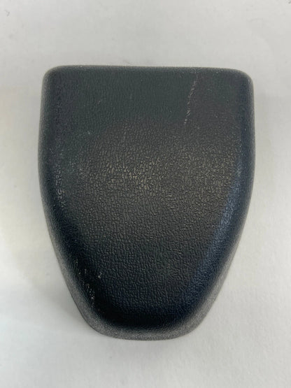 2006-2009 TOYOTA PRIUS FRONT LEFT DRIVER SIDE SEAT BELT GUIDE TRIM LOWER COVER