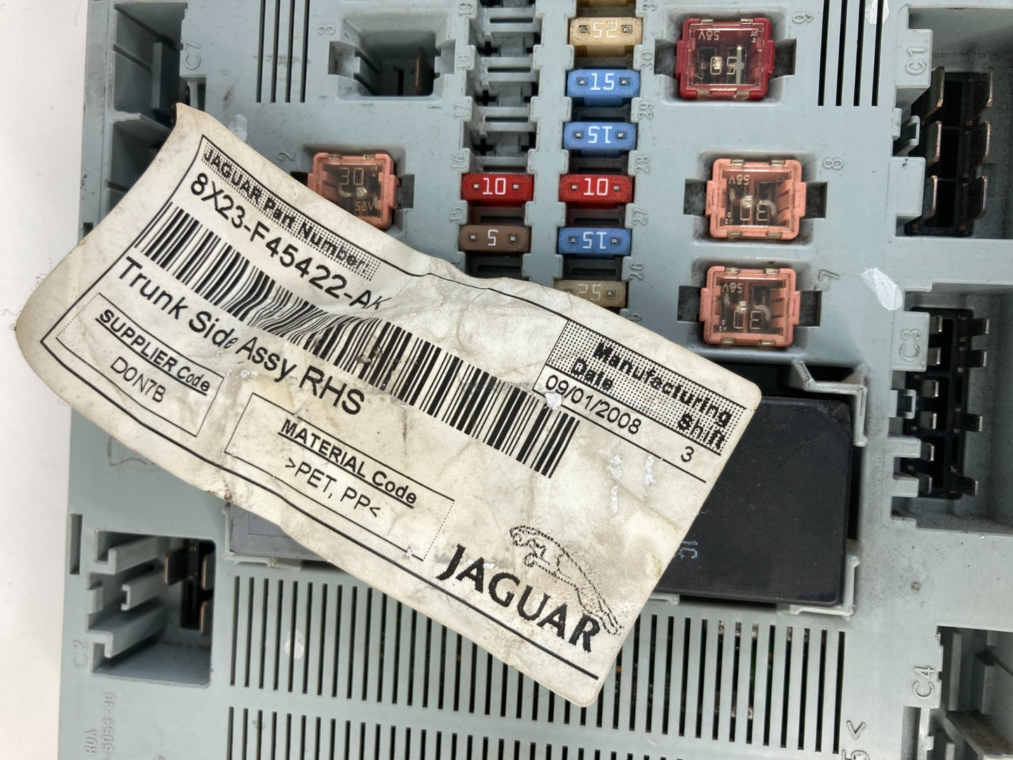 2009-2011 Jaguar XF 4.2L Body Control Module Rear Fuse Box 8X2T-14B476-BD OEM