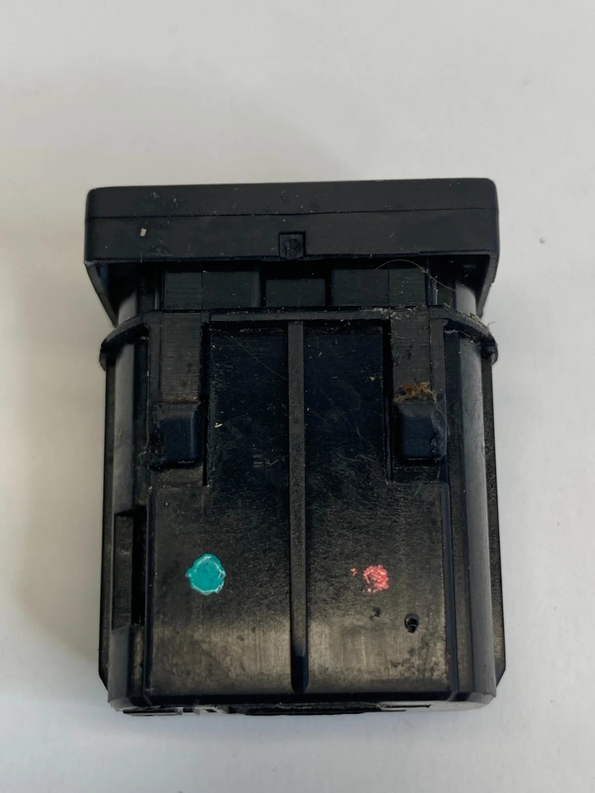 2010-2017 GMC TERRAIN CHEVROLET EQUINOX TRACTION CONTROL SWITCH BUTTON OEM