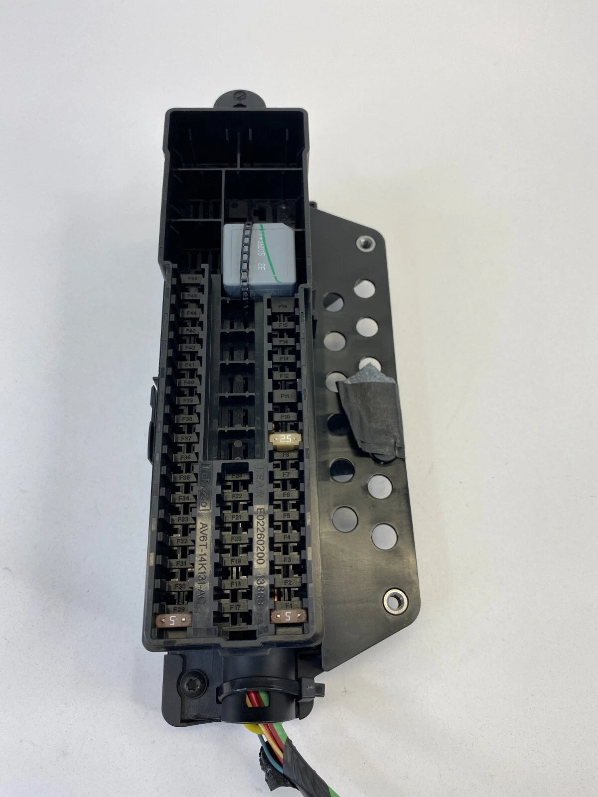 12-18 FORD FOCUS SEDAN 2.0L REAR TRUNK FUSE BOX FUSEBOX JUNCTION AV6T-14K131-AC