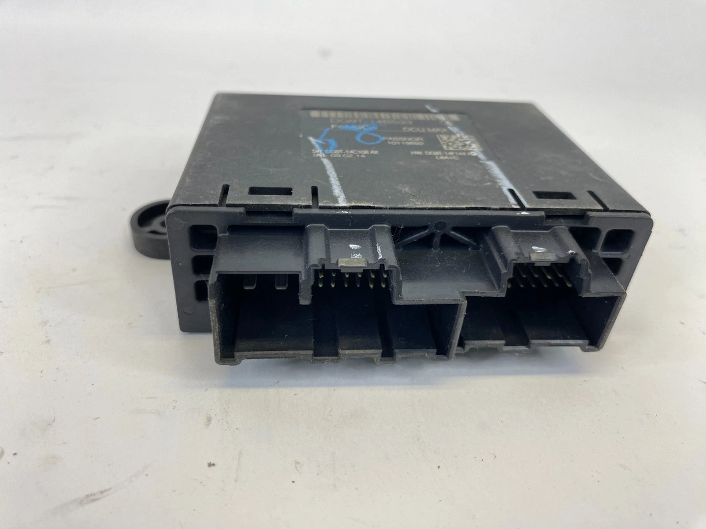 2013-2020 FORD FUSION PASSENGER RIGHT FRONT DOOR CONTROL MODULE DG9T-14B533 OEM