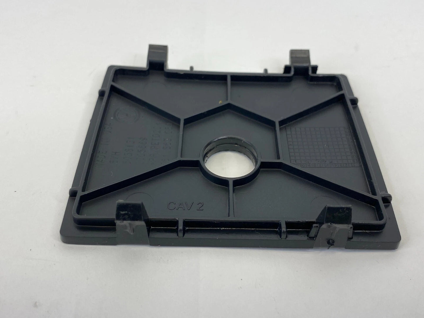 2012-2019 VOLKSWAGEN PASSAT SEDAN CENTER CONSOLE TRIM BRACKET COVER 561863080