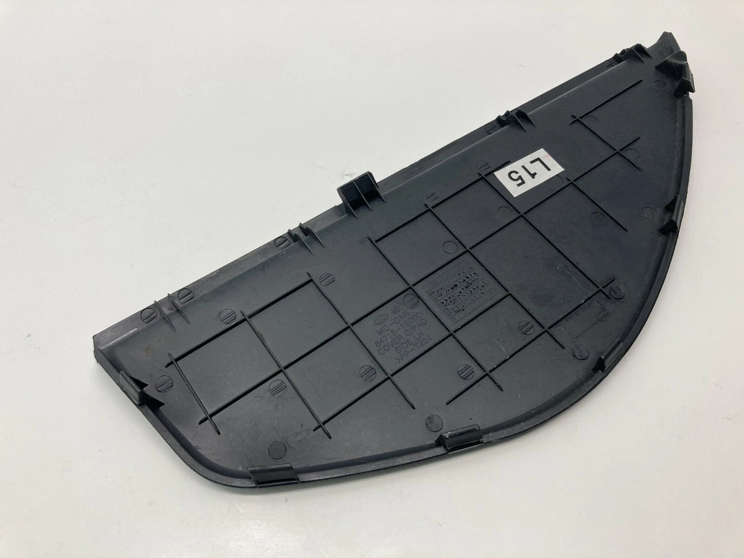 07-11 HYUNDAI ACCENT LEFT SIDE LOWER DASH COVER PAD TRIM PANEL 847161E000 OEM