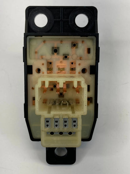 2010-2013 KIA FORTE FRONT LEFT POWER MIRROR CONTROL BUTTON SWITCH 93560-1M000