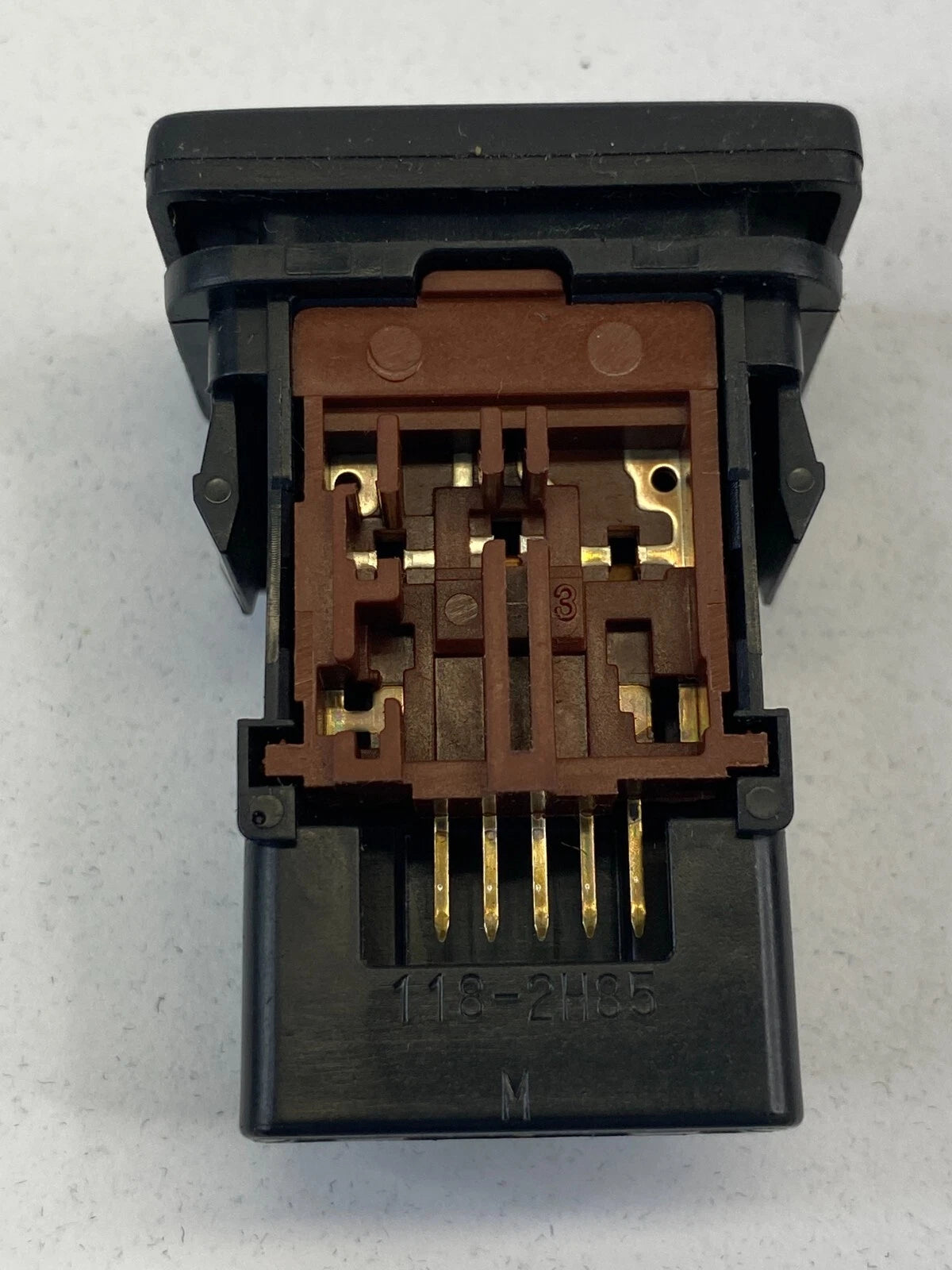 2009-2013 TOYOTA MATRIX AC 115V AIR CONDITIONER SWITCH BUTTON 15B118 OEM