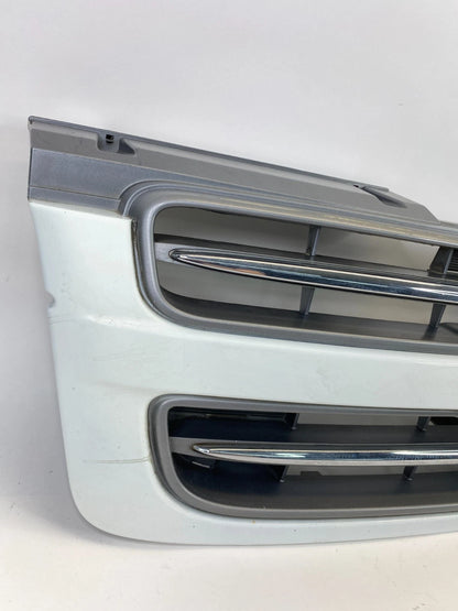 2000-2002 ISUZU TROOPER WHITE UPPER FRONT BUMPER CHROME GRILLE GRILL OEM