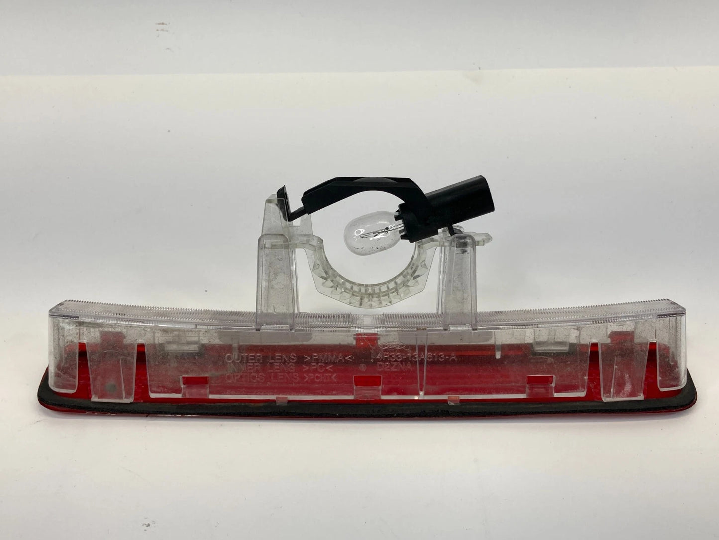 05-09 FORD MUSTANG COUPE REAR HIGH MOUNT THIRD 3RD BRAKE STOP LIGHT 4R3313A613A