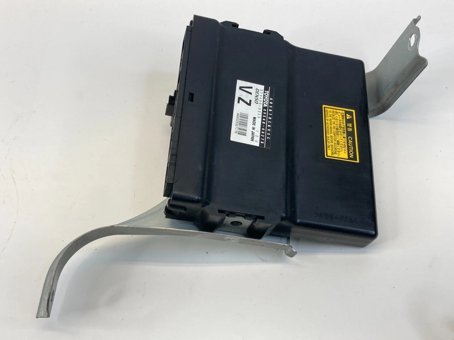 2002-2004 TOYOTA HIGHLANDER 4WD SKID ABS CONTROL MODULE COMPUTER 89540-48270 OEM