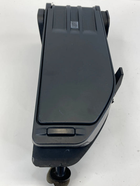 04-07 BMW 530I 06 07 530XI CENTER CONSOLE ARMREST TRAY COMPARTMENT 51167112395