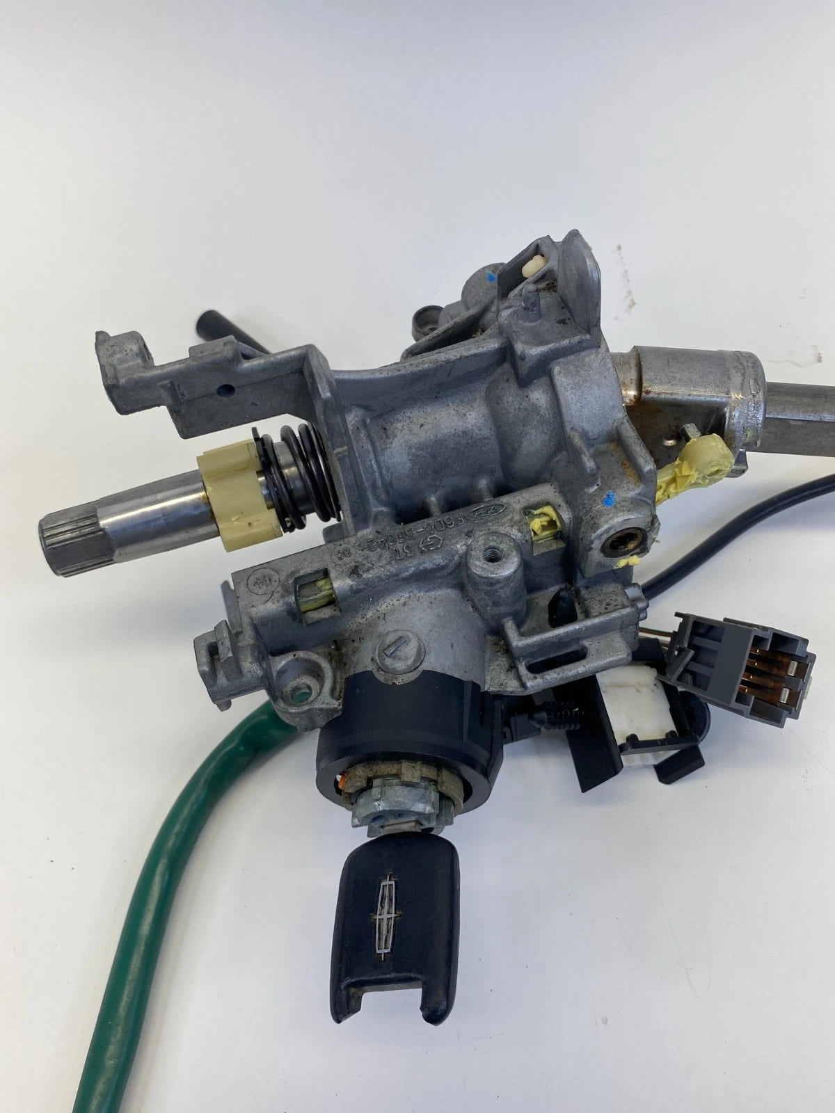 03-04 LINCOLN TOWN CAR AUTO TRANS STEERING COLUMN SHAFT IGNITION LOCK & KEY OEM