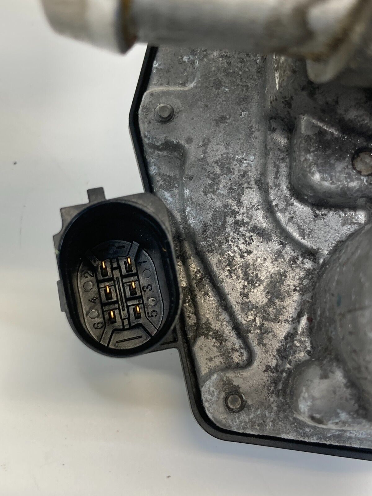 2013-2020 Ford Fusion 1.5L L4 A/T Throttle Body Throttle Valve OEM