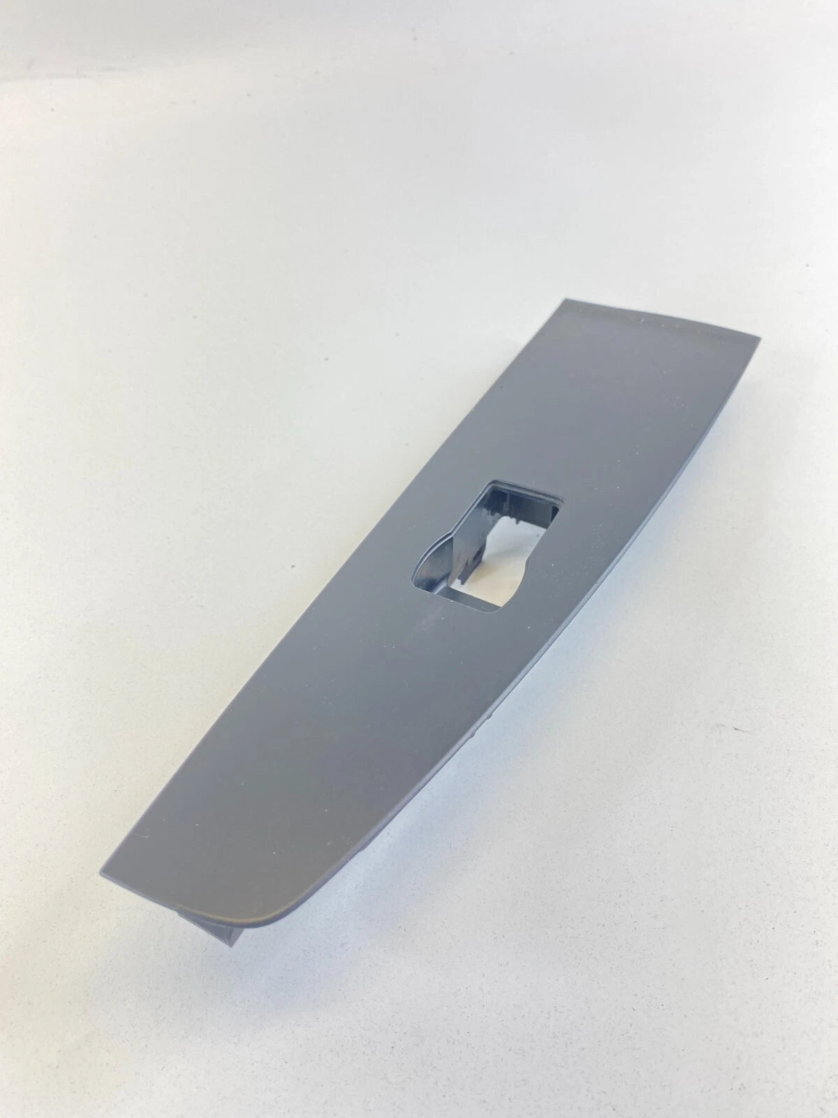 2007-2011 NISSAN ALTIMA REAR RIGHT SIDE DOOR WINDOW SWITCH TRIM BEZEL IPAC82960