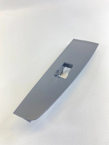 2007-2011 NISSAN ALTIMA REAR RIGHT SIDE DOOR WINDOW SWITCH TRIM BEZEL IPAC82960