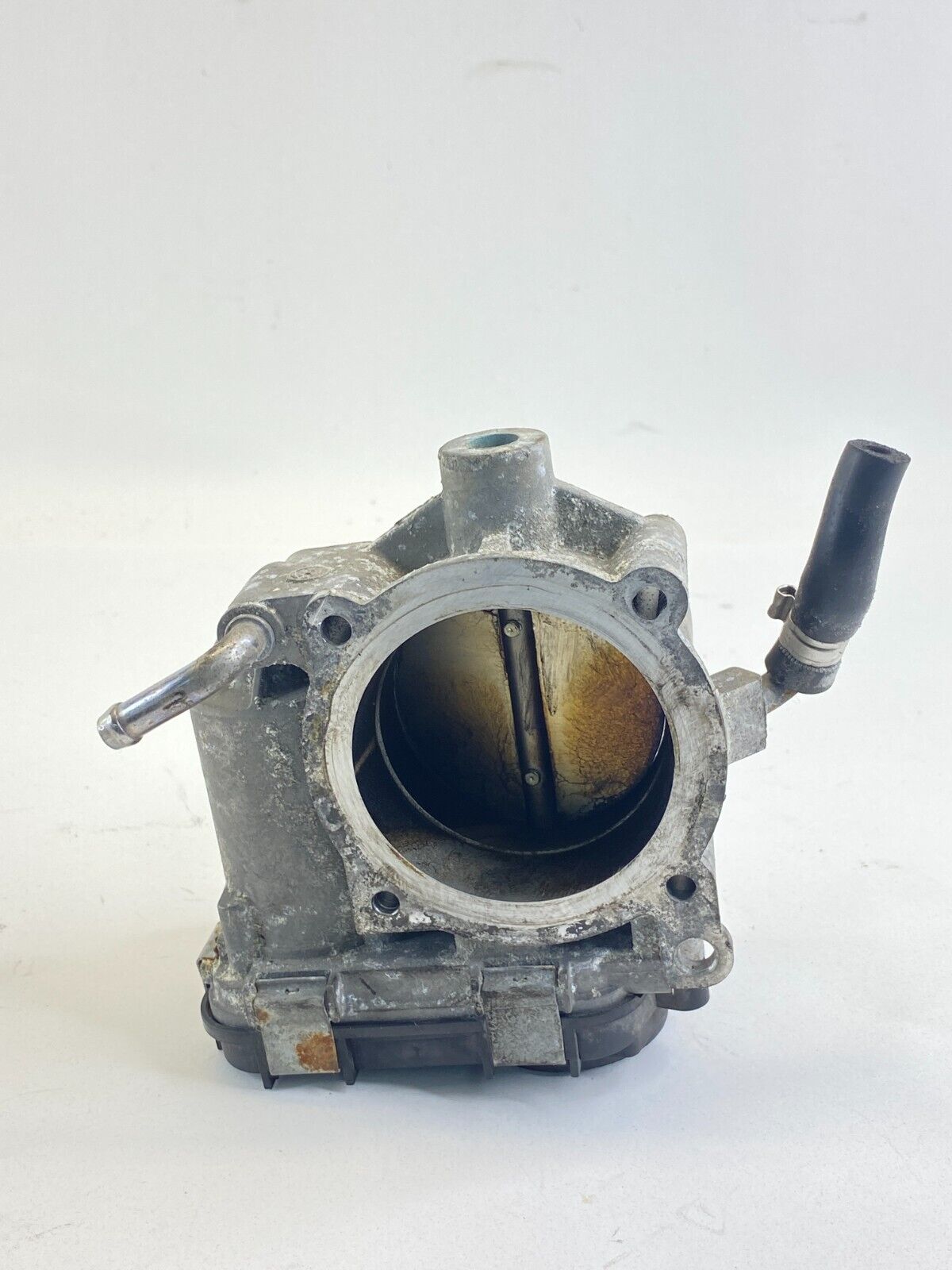 2006 2007 Volkswagen Beetle Convertible 2.5L AT Throttle Body Throttle Valve OEM