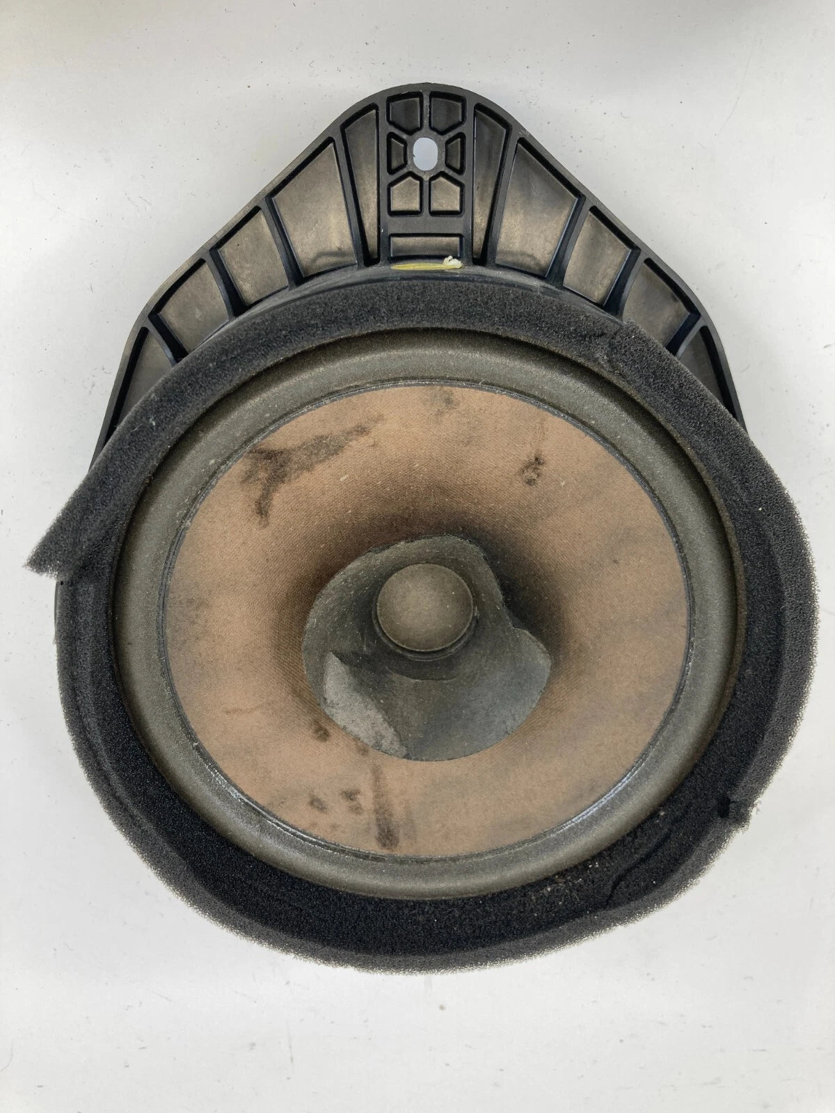 2013-2015 CHEVROLET MALIBU REAR LEFT SIDE DOOR SOUND SYSTEM SPEAKER OEM