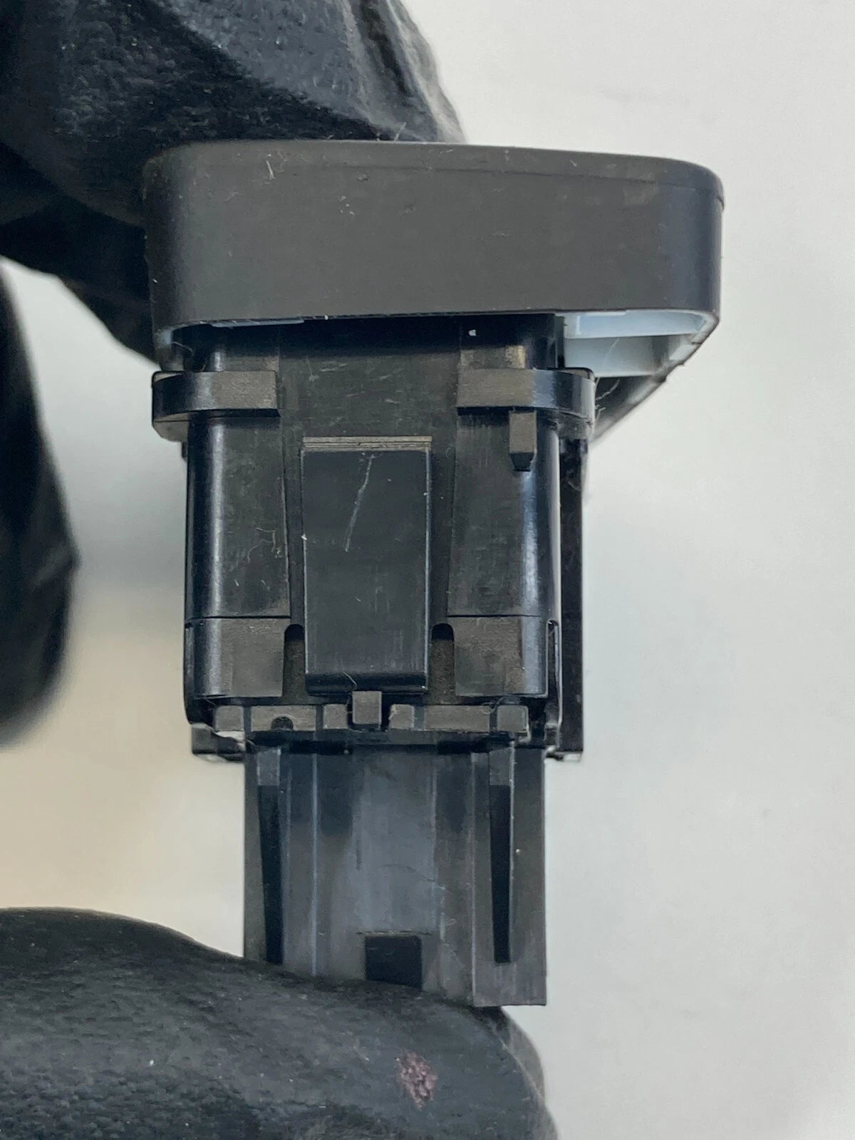 2014 2015 CHEVROLET MALIBU TRACTION SWITCH BUTTON CONTROL 23191939 OEM