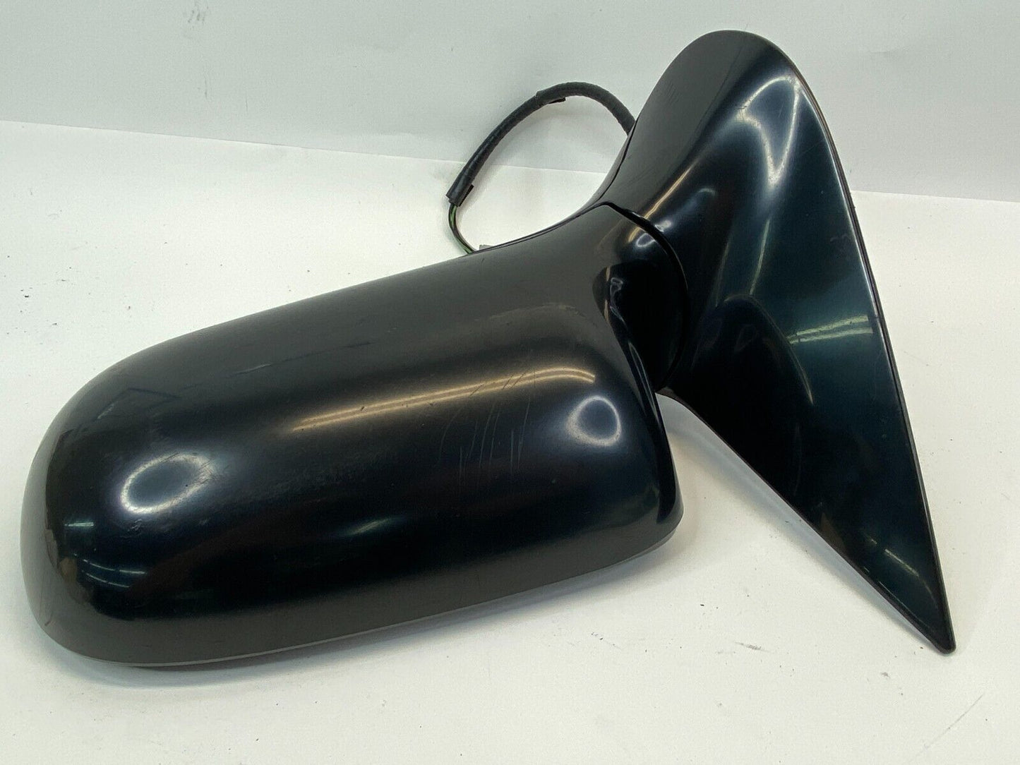 2005-2007 Buick Terraza Left Driver Side View Power Door Mirror Assembly OEM