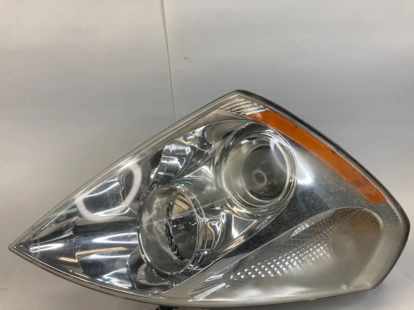 2007-2012 KIA SEDONA RH PASSENGER SIDE HEADLIGHT LAMP ASSEMBLY OEM 92102-4D013