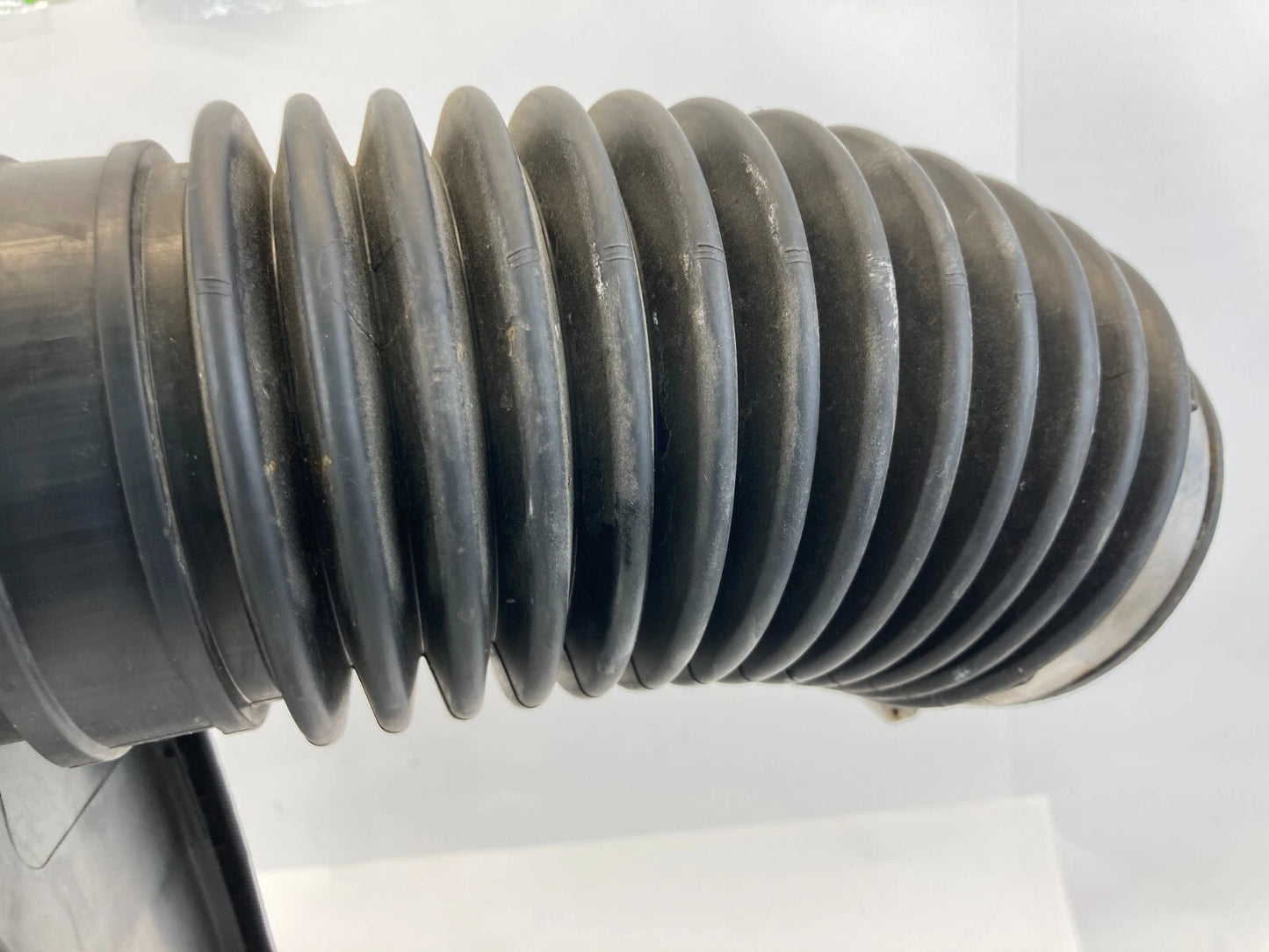 2012-2015 CAPTIVA SPORT 10-17 EQUINOX AIR CLEANER INTAKE RESONATOR BOX 20920721