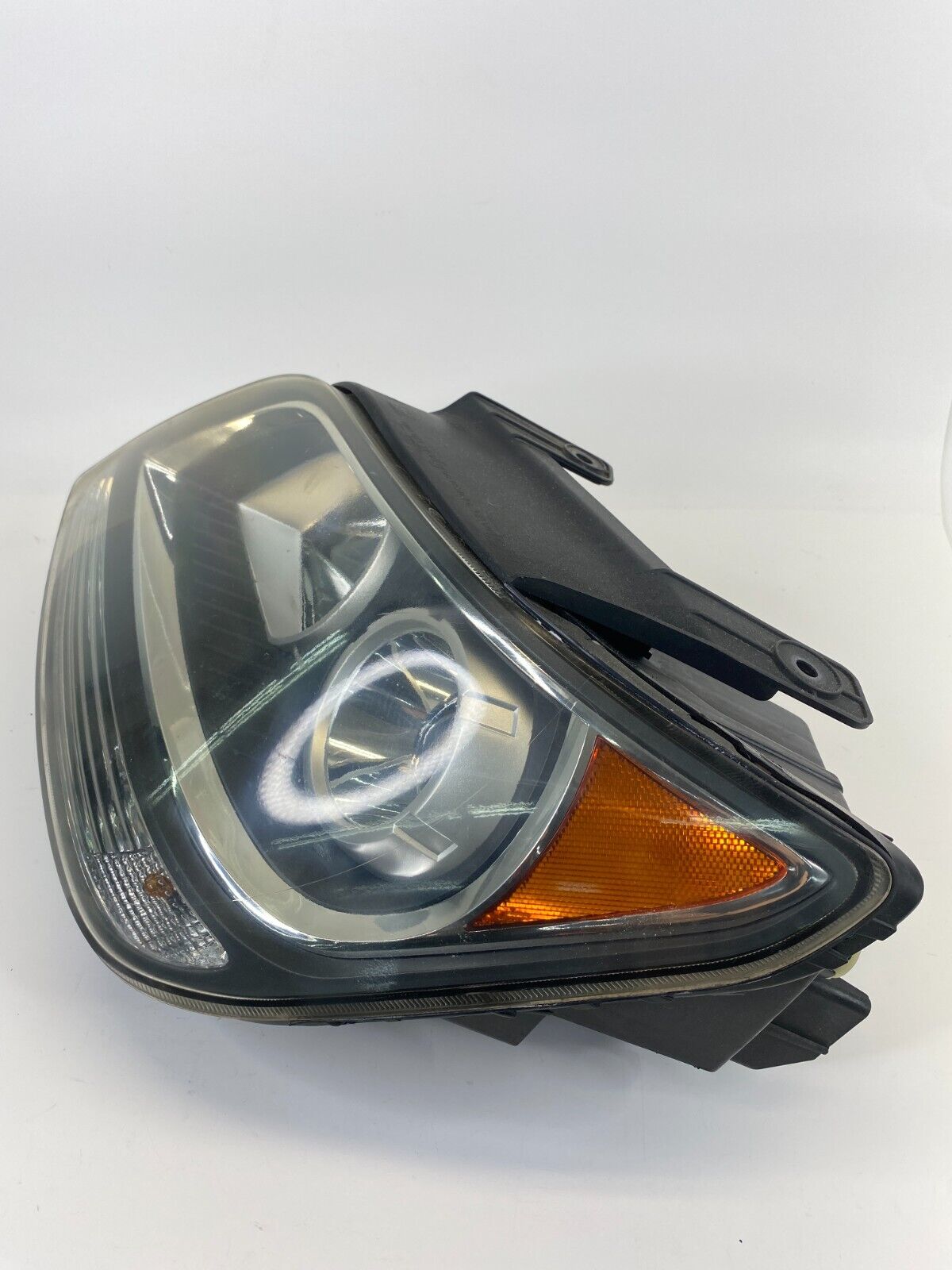 2009 2010 2011 Kia Borrego Front Left Driver Headlight Headlamp OEM