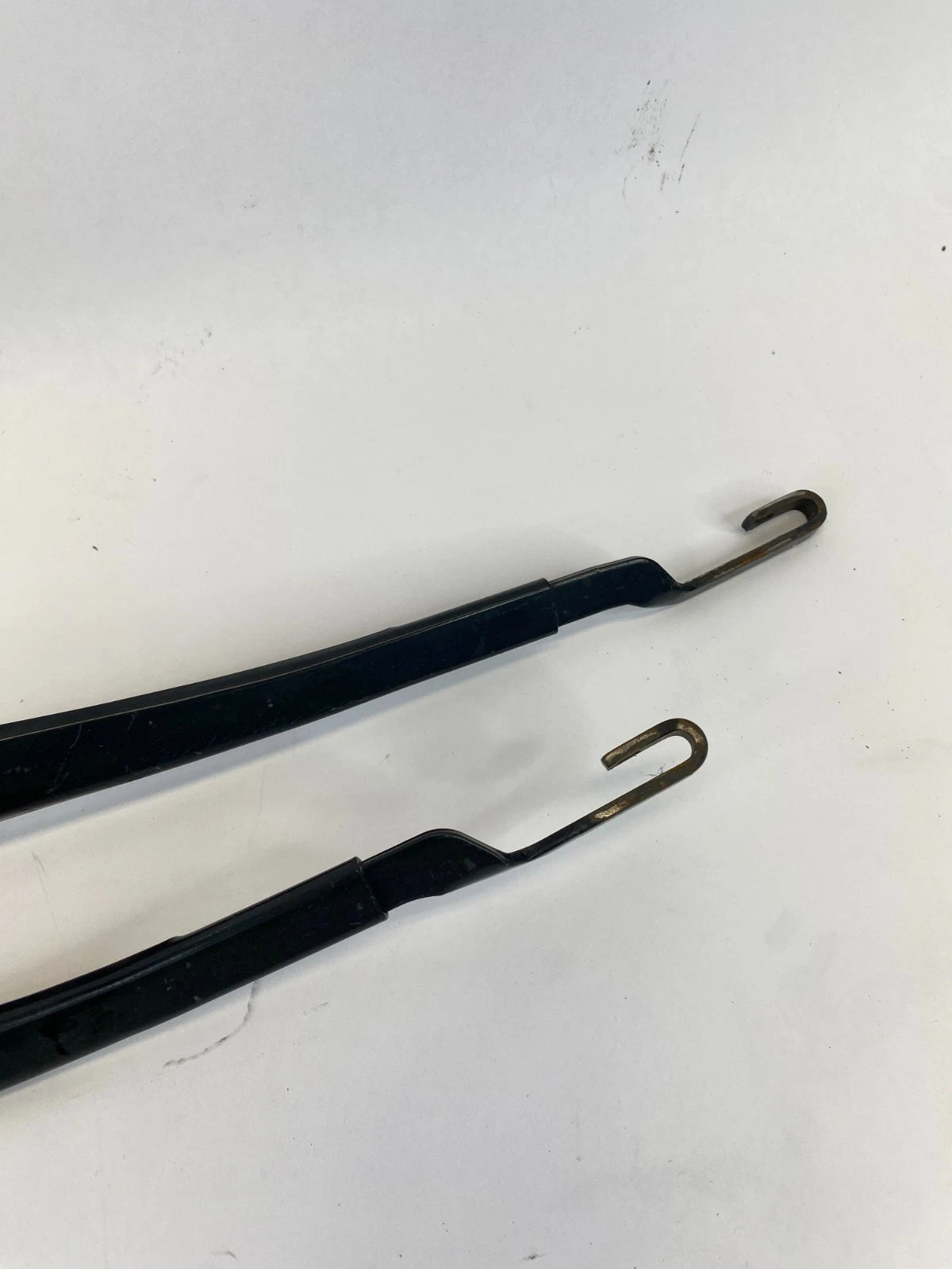 2006-2013 LEXUS IS250 IS350 FRONT WINDSHIELD WIPER ARM LEFT AND RIGHT PAIR SET