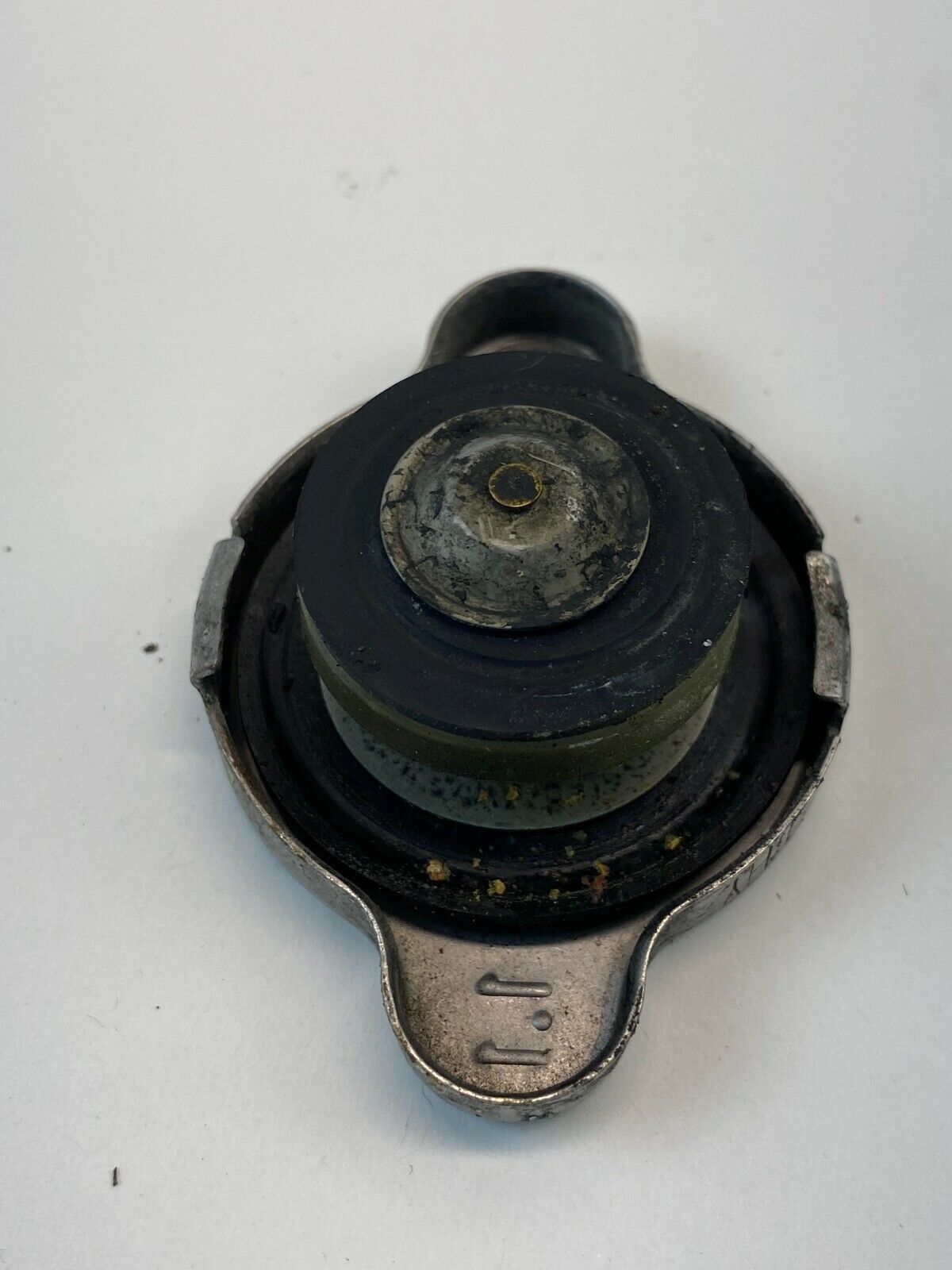 2007 2008 2009 2010 Hyundai Elantra 2.0L Engine Radiator Pressure Cap Lid OEM