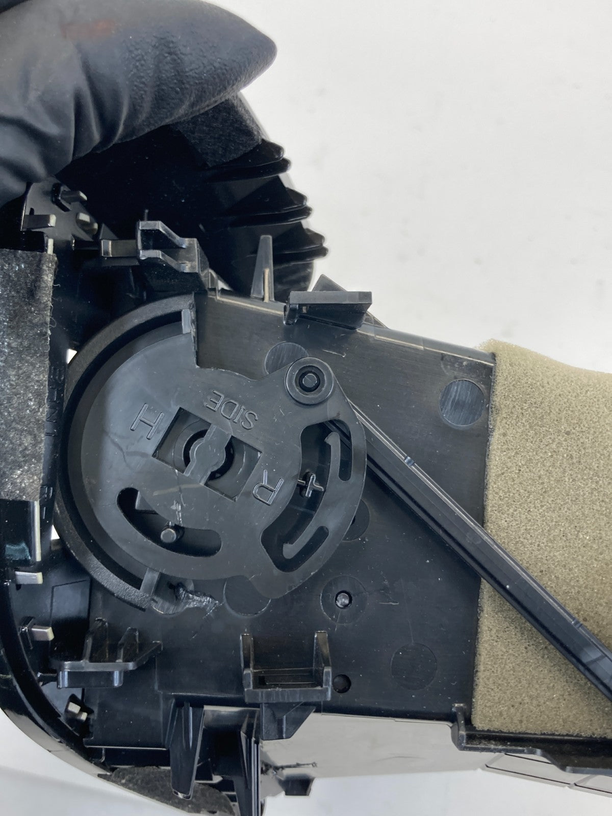 2014-2018 Mazda 3 Mazda3 Dash Outer Right Passenger Air Vent Outlet Duct OEM