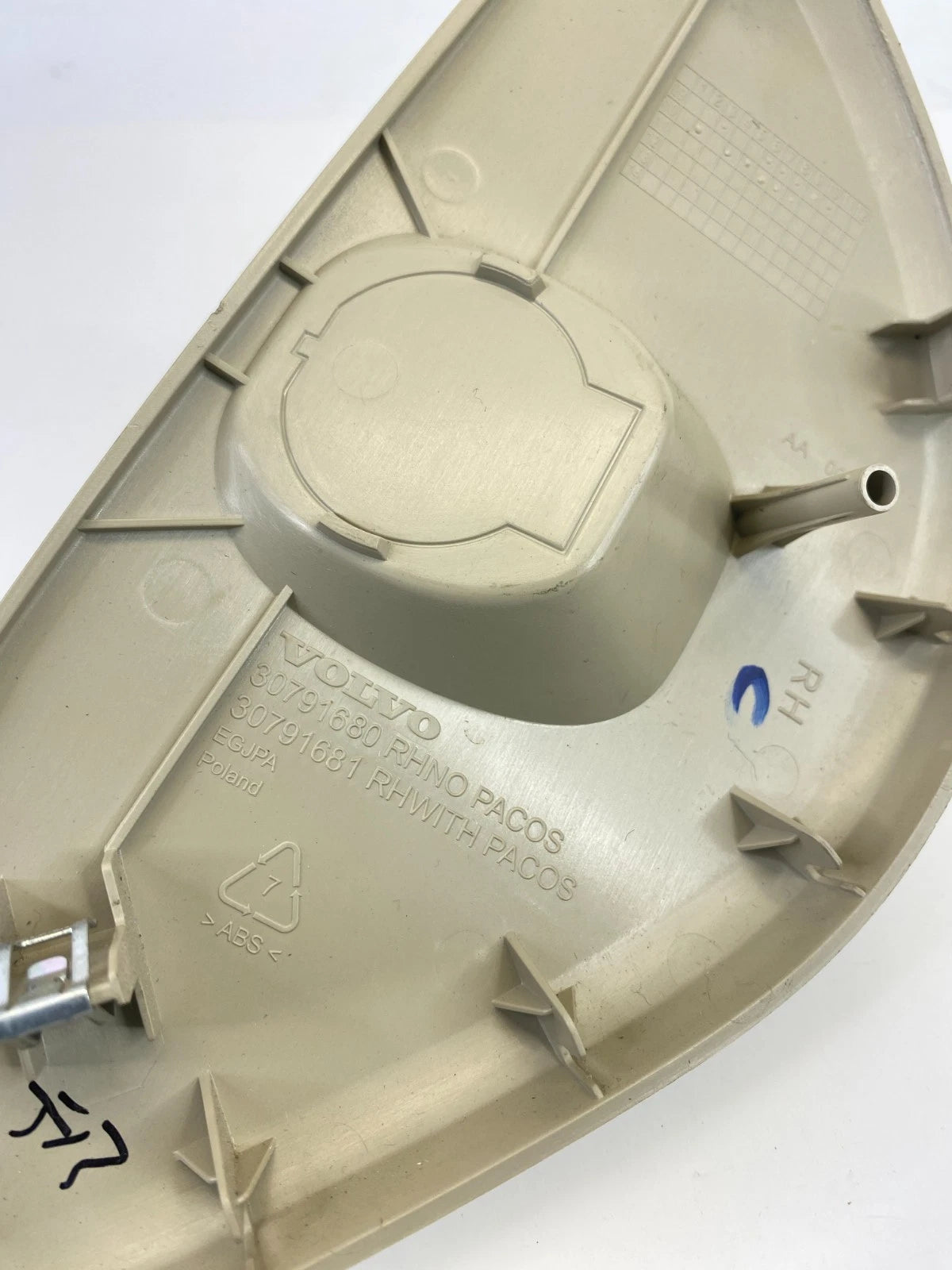 11-18 VOLVO S60 V60 DASH RIGHT PASSENGER SIDE END COVER TRIM CAP 30791680 OEM