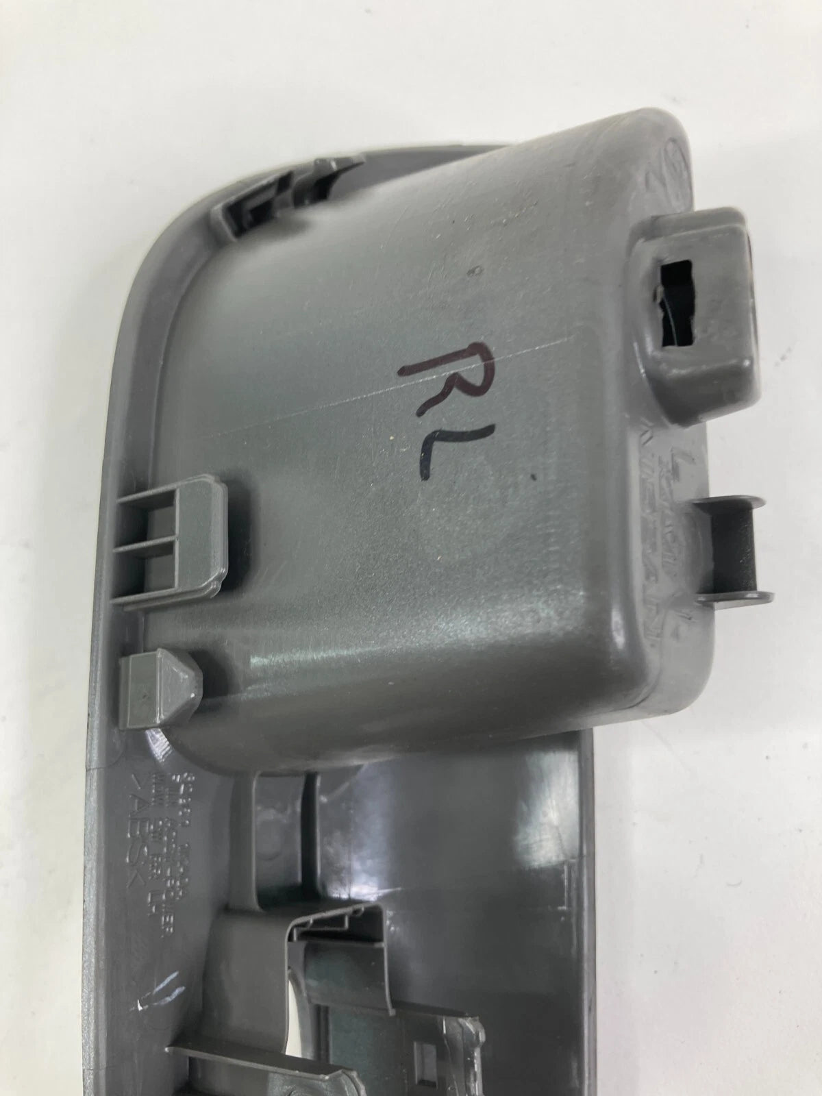 2011-2017 NISSAN JUKE REAR LEFT DRIVER SIDE DOOR WINDOW SWITCH BEZEL 82961-1KA0A