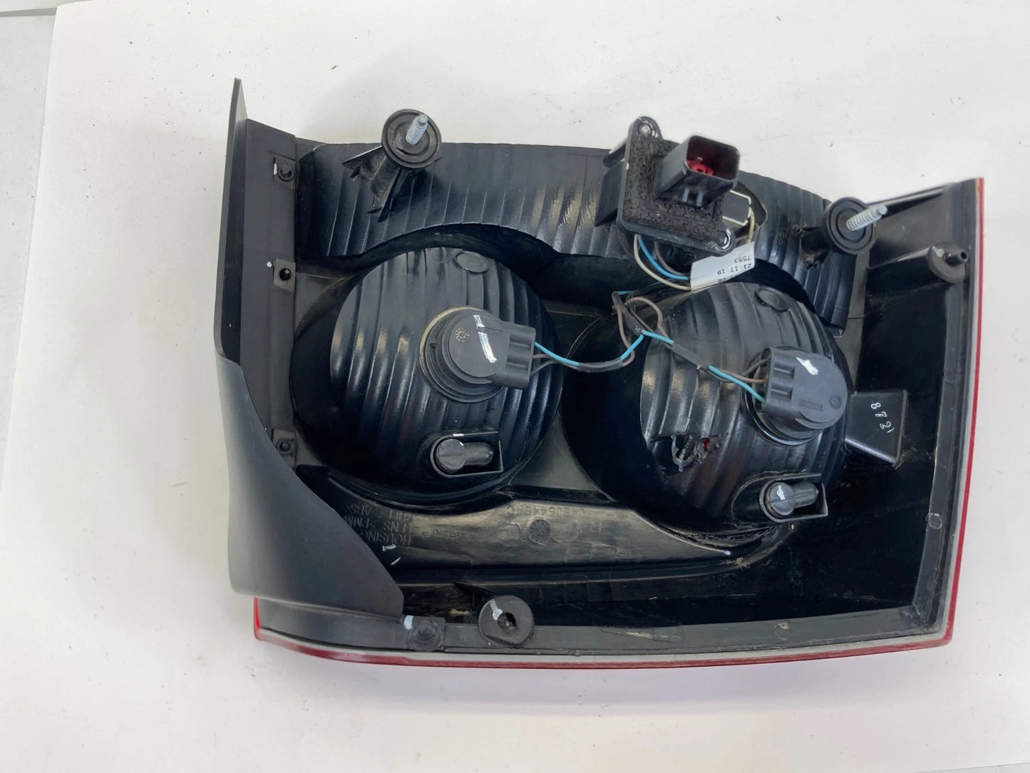 2009 2010 DODGE CHARGER REAR RIGHT PASSENGER TAILLIGHT TAIL LAMP HALOGEN