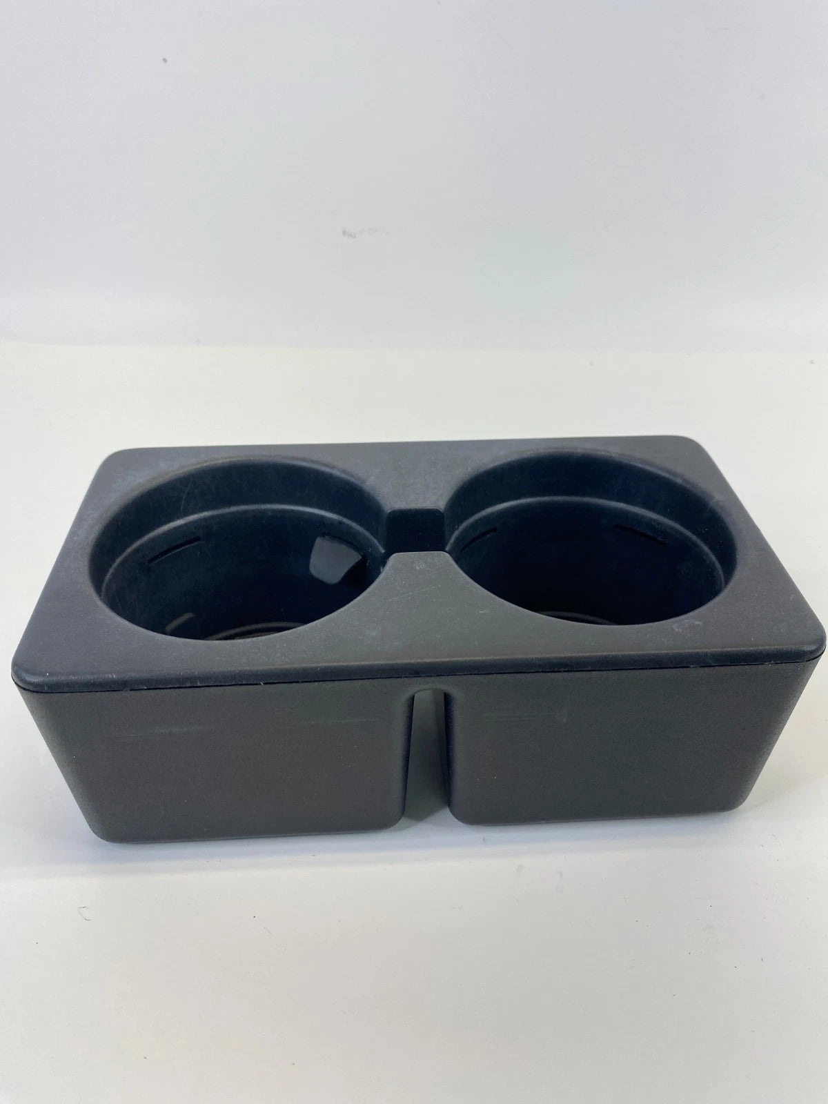 2007-2014 GMC YUKON CENTER CONSOLE DUAL DRINK CUP HOLDER CUPHOLDER INSERT OEM