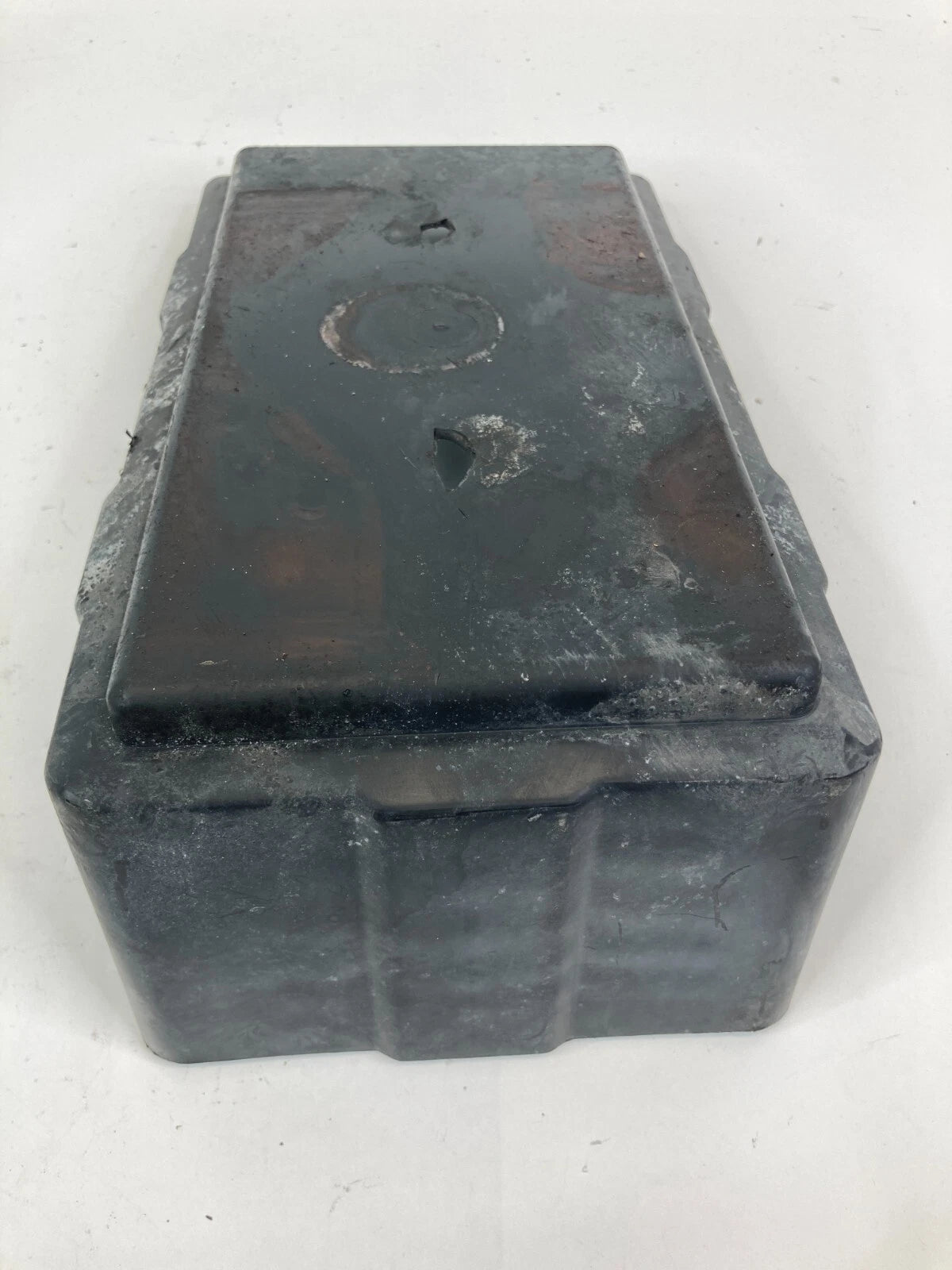 2003-2011 HONDA ELEMENT 2.4L BASE LOWER BATTERY COVER BOX 31521-S5A OEM