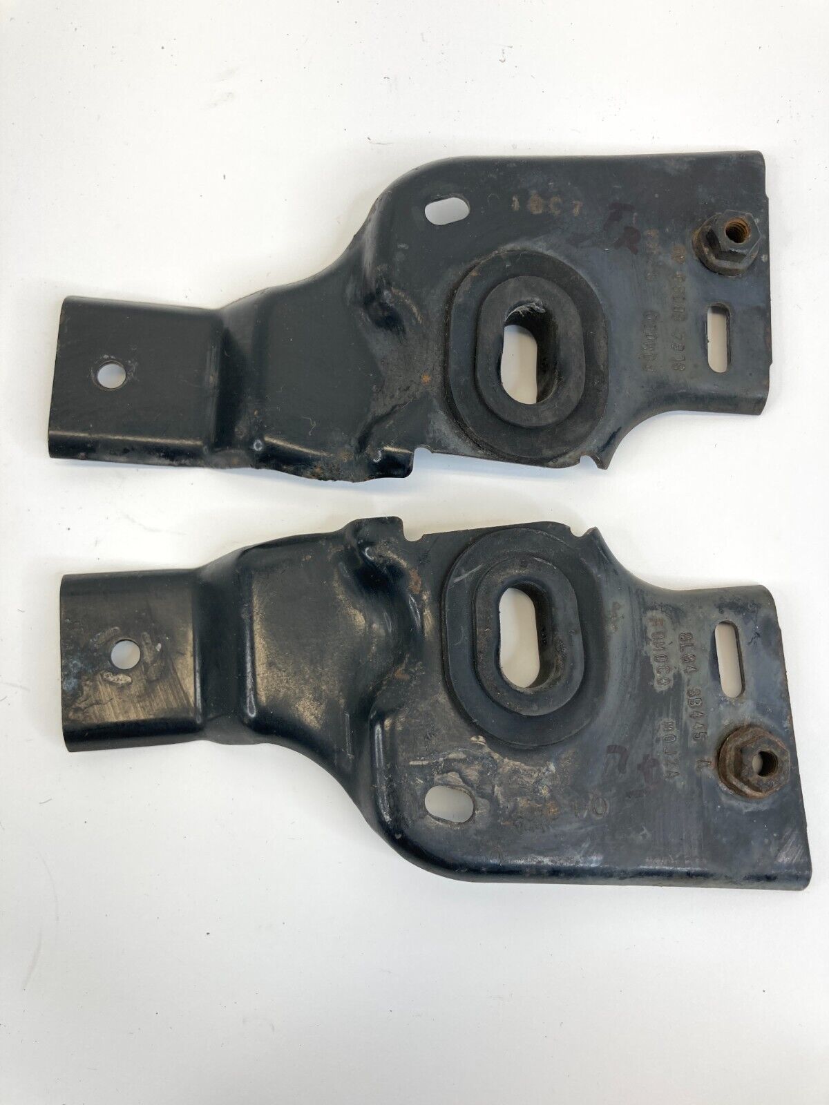 2008-2012 Ford Escape Radiator Upper Mount Support Bracket Pair Set 8L84-8B445-A