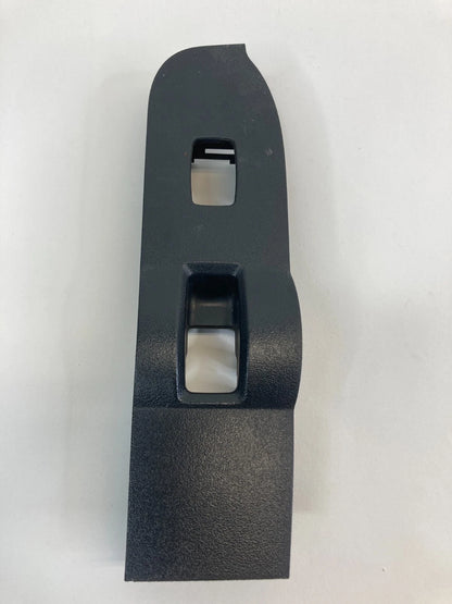 05 06 SCION TC FRONT RIGHT DOOR WINDOW SWITCH BEZEL TRIM PANEL 74231-21080 OEM
