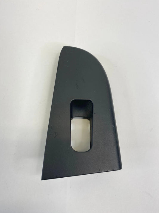 07-10 HYUNDAI ELANTRA SEDAN REAR LEFT DOOR WINDOW SWITCH TRIM BEZEL 93580-2H000