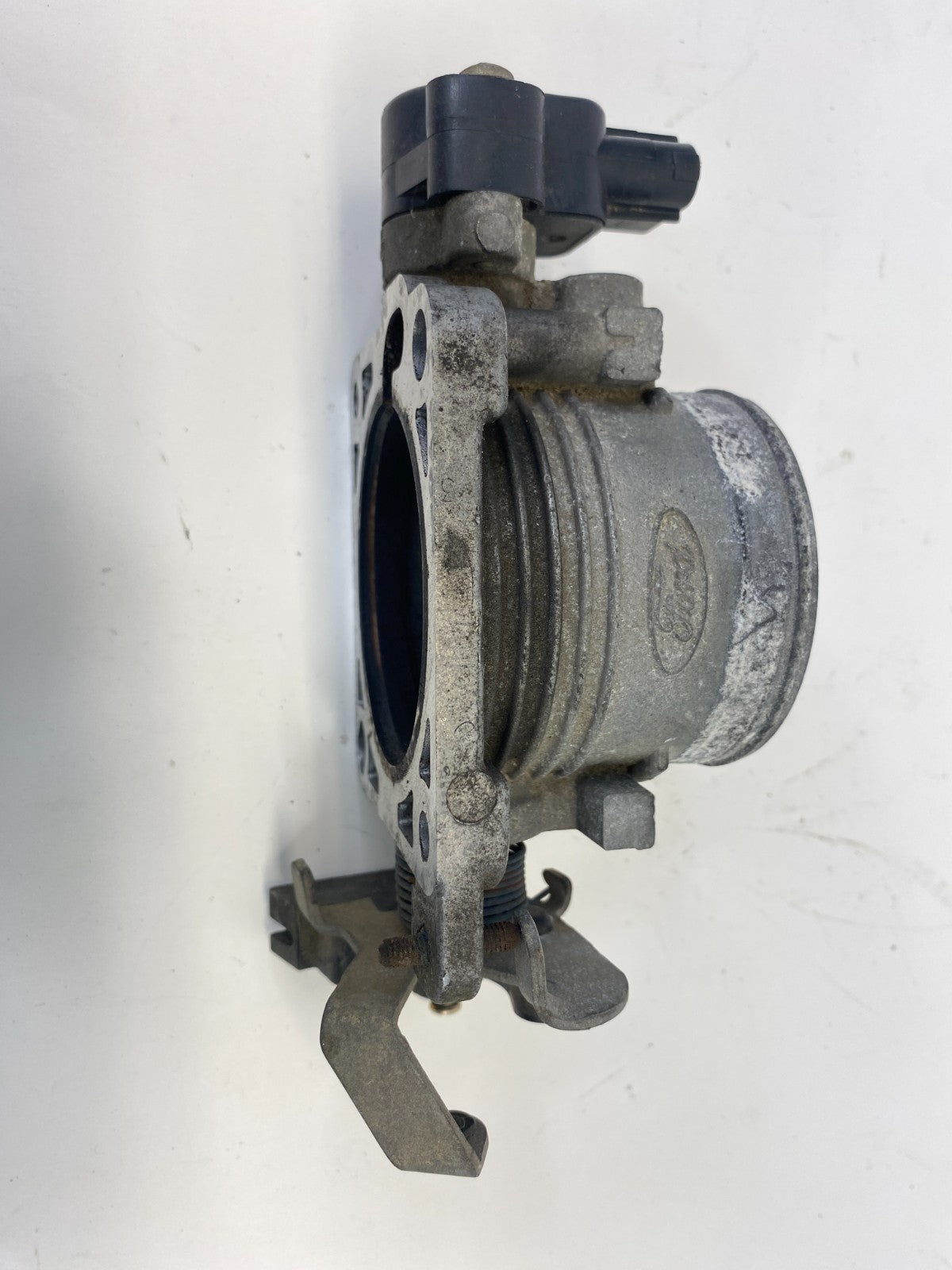 1998-2004 Lincoln Town Car Throttle Body Valve Assembly F4SF-9B989