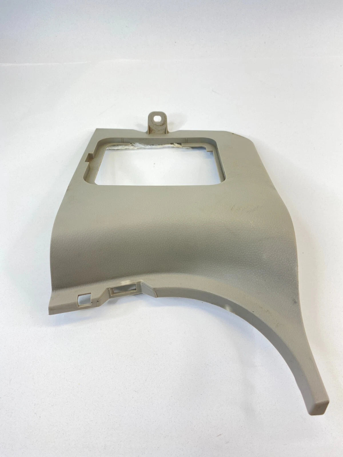 03-06 INFINITI G35 SEDAN LEFT DRIVER SIDE DASH COWL KICK PANEL 66901-AM600 OEM