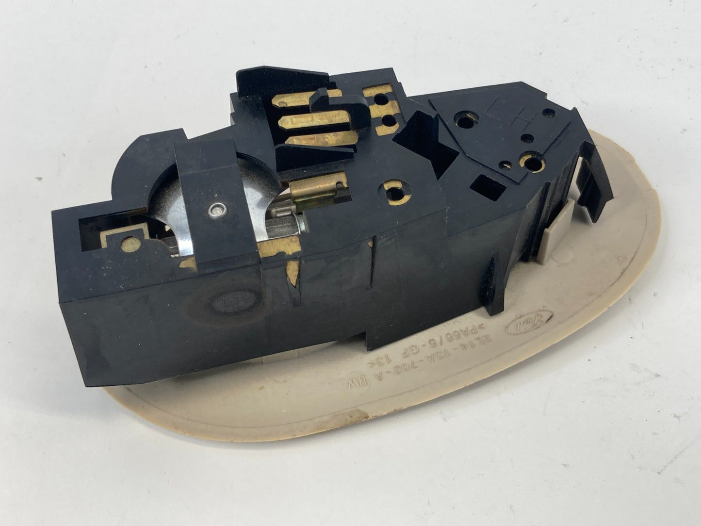 2003-2006 Lincoln Navigator Rear Left Overhead Roof Dome Map Light 2L14-13A-702