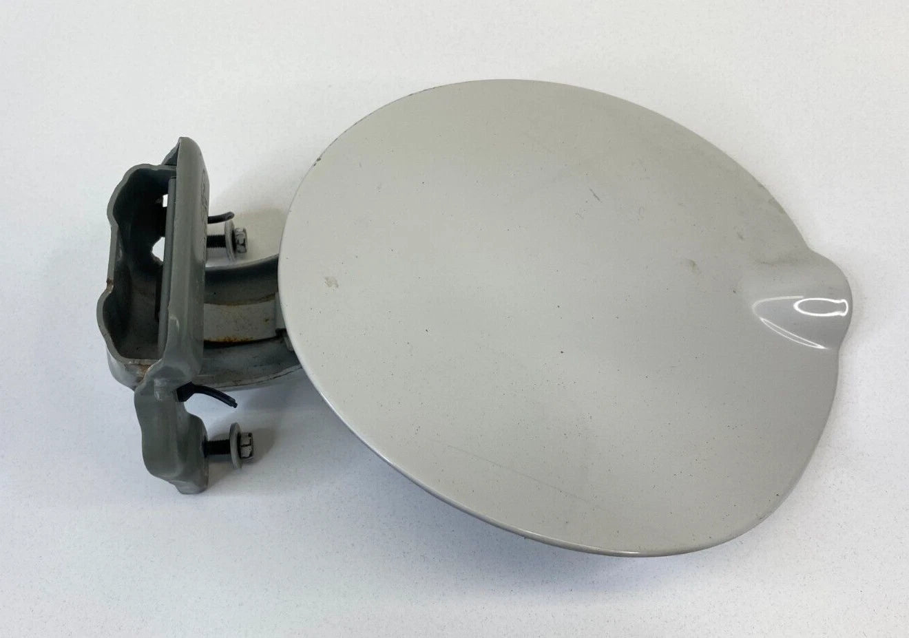 08-11 MERCURY MARINER 08-12 FORD ESCAPE TANK FILLER GAS LID COVER 8L8478405A26