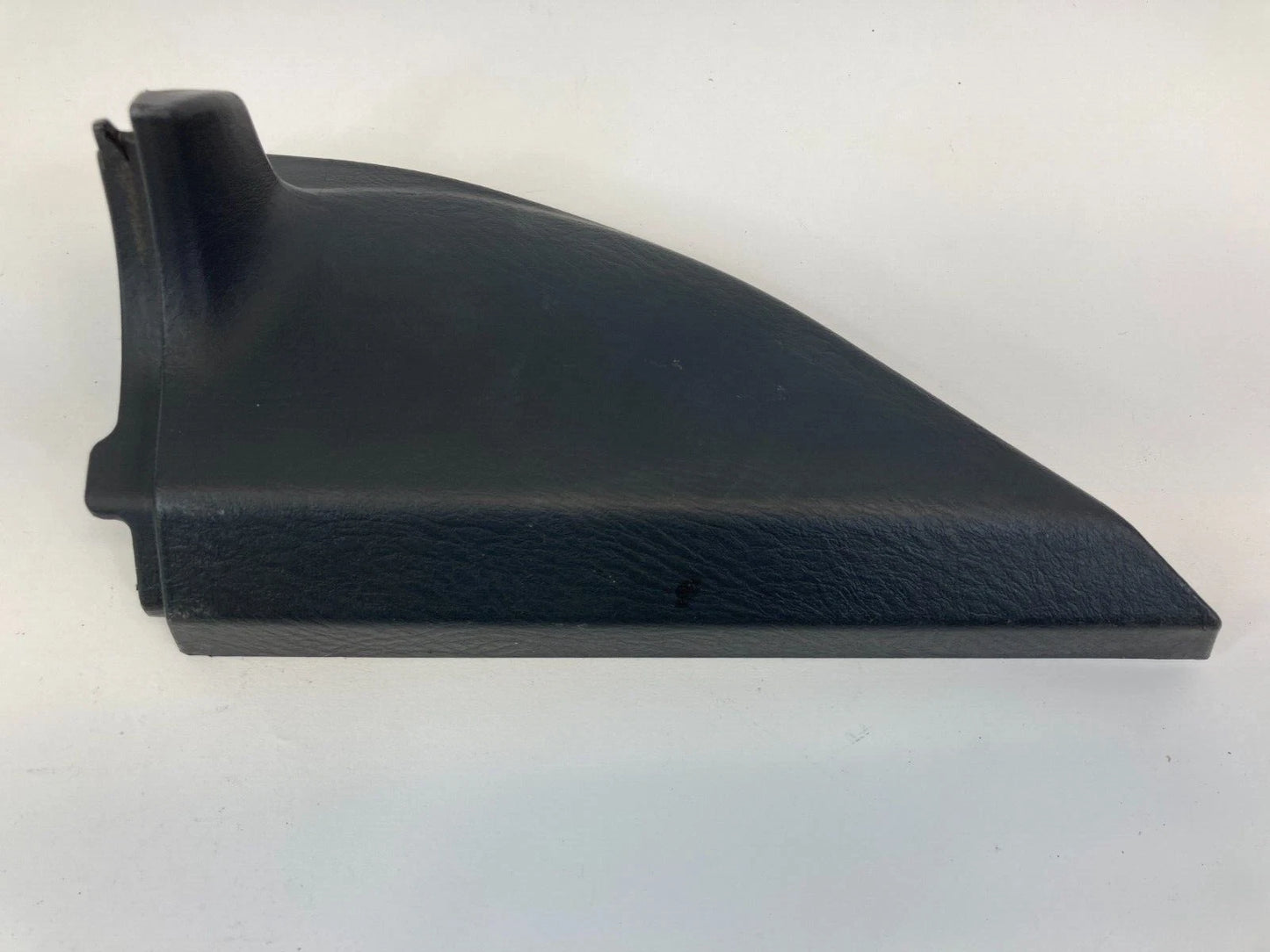 03-05 HONDA PILOT FRONT RIGHT PASSENGER SIDE INNER CORNER MIRROR COVER TRIM OEM