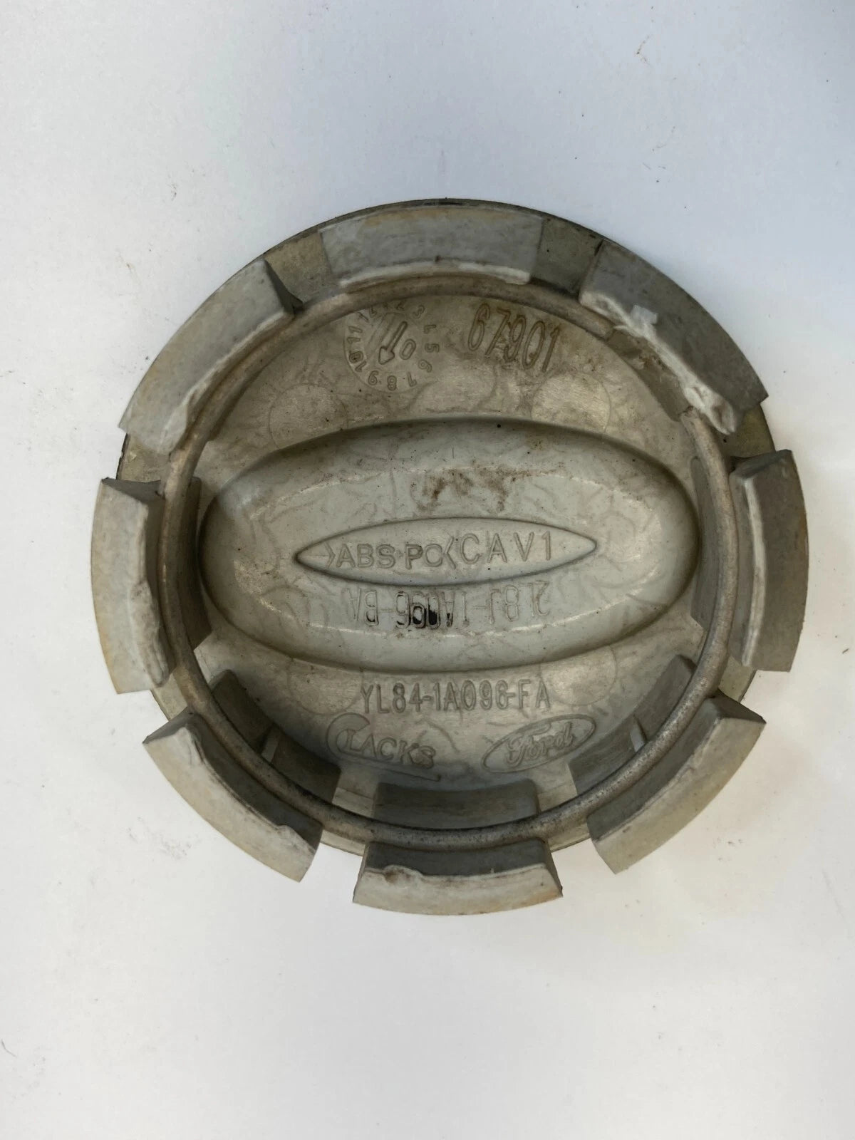 2001-2007 FORD ESCAPE RIM WHEEL CENTER CAP HUB CAP YL84-1A096-FA OEM