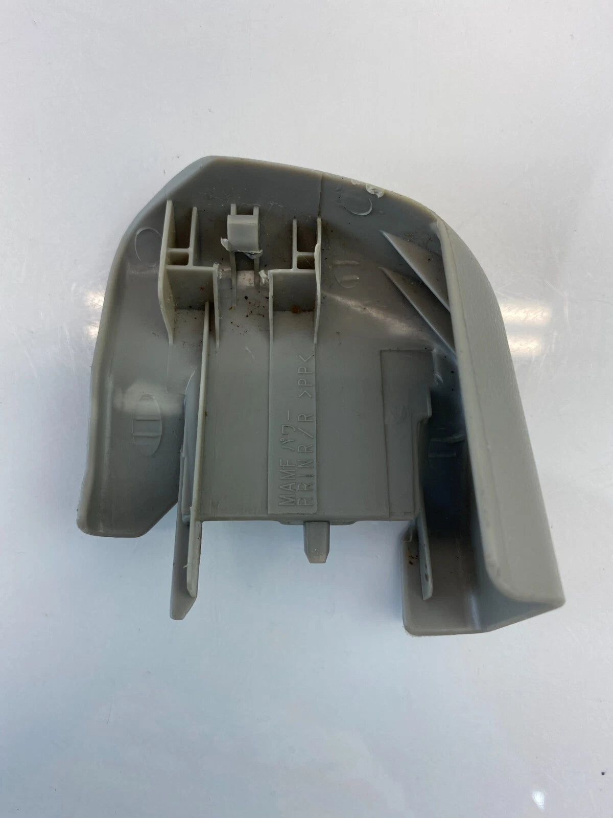 05 06 07 INFINITI G35 SEDAN FRONT SEAT BELT BOTTOM BOLT RAIL COVER CAP OEM