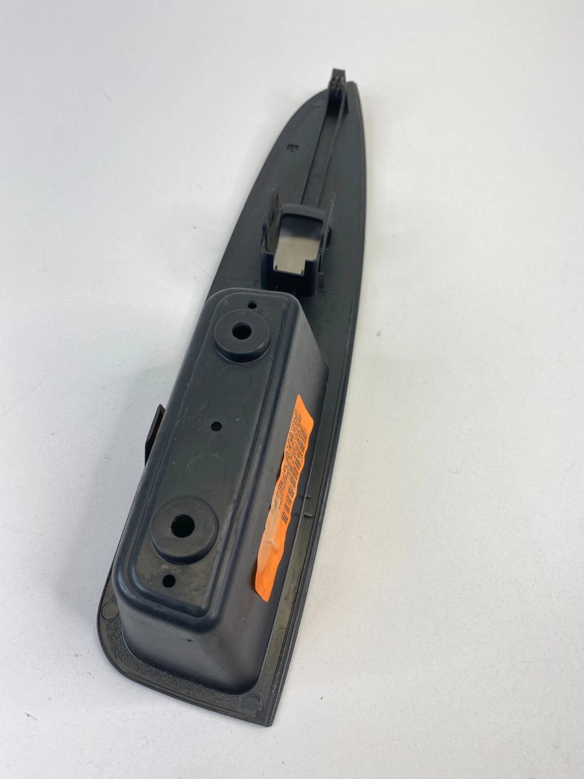 2010-2012 CHEVROLET MALIBU REAR LEFT WINDOW SWITCH BEZEL TRIM PANEL 25952180