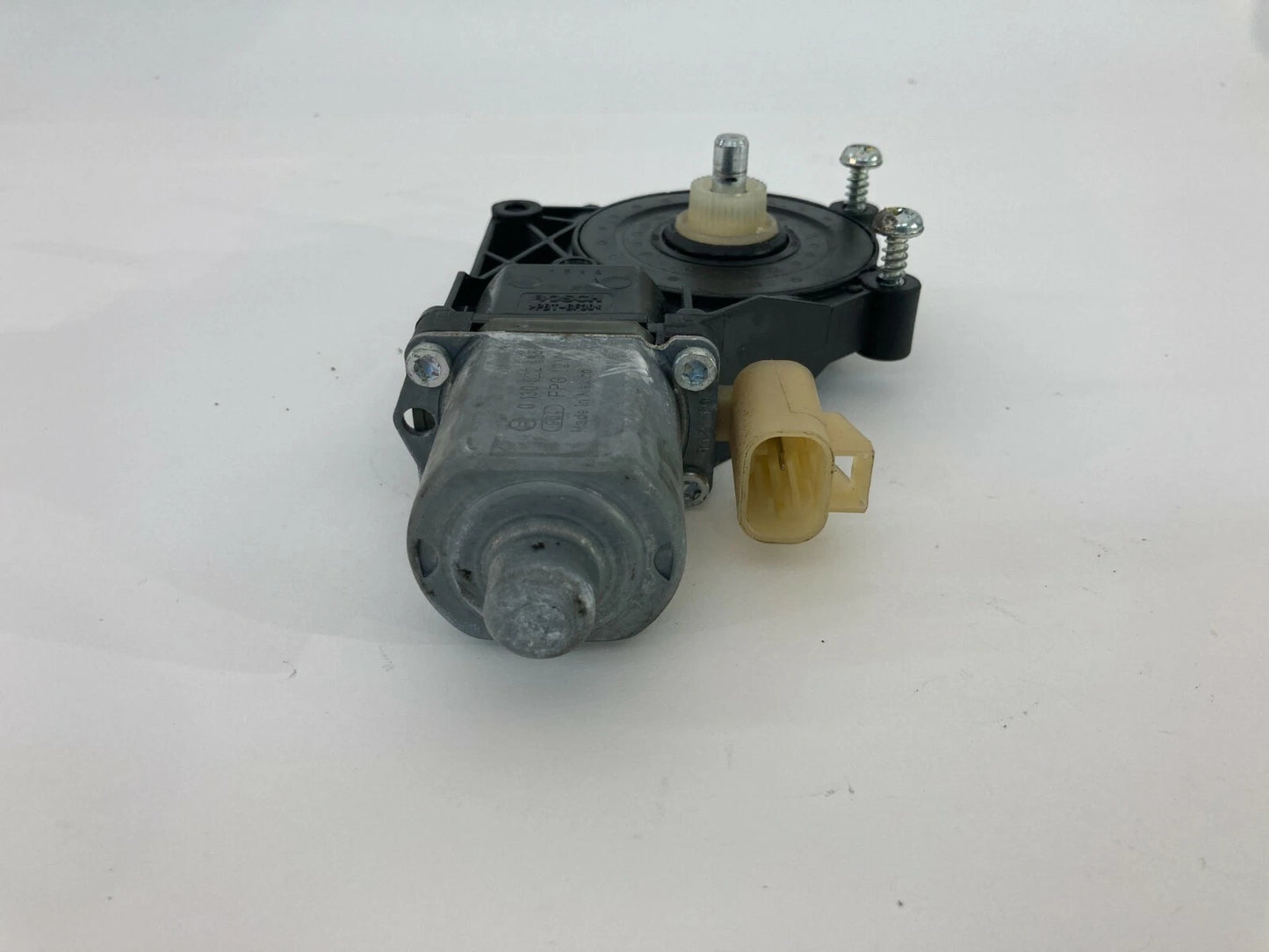 2011-2016 CHEVROLET CRUZE REAR LEFT BACK SIDE DOOR WINDOW MOTOR 0130822464 OEM
