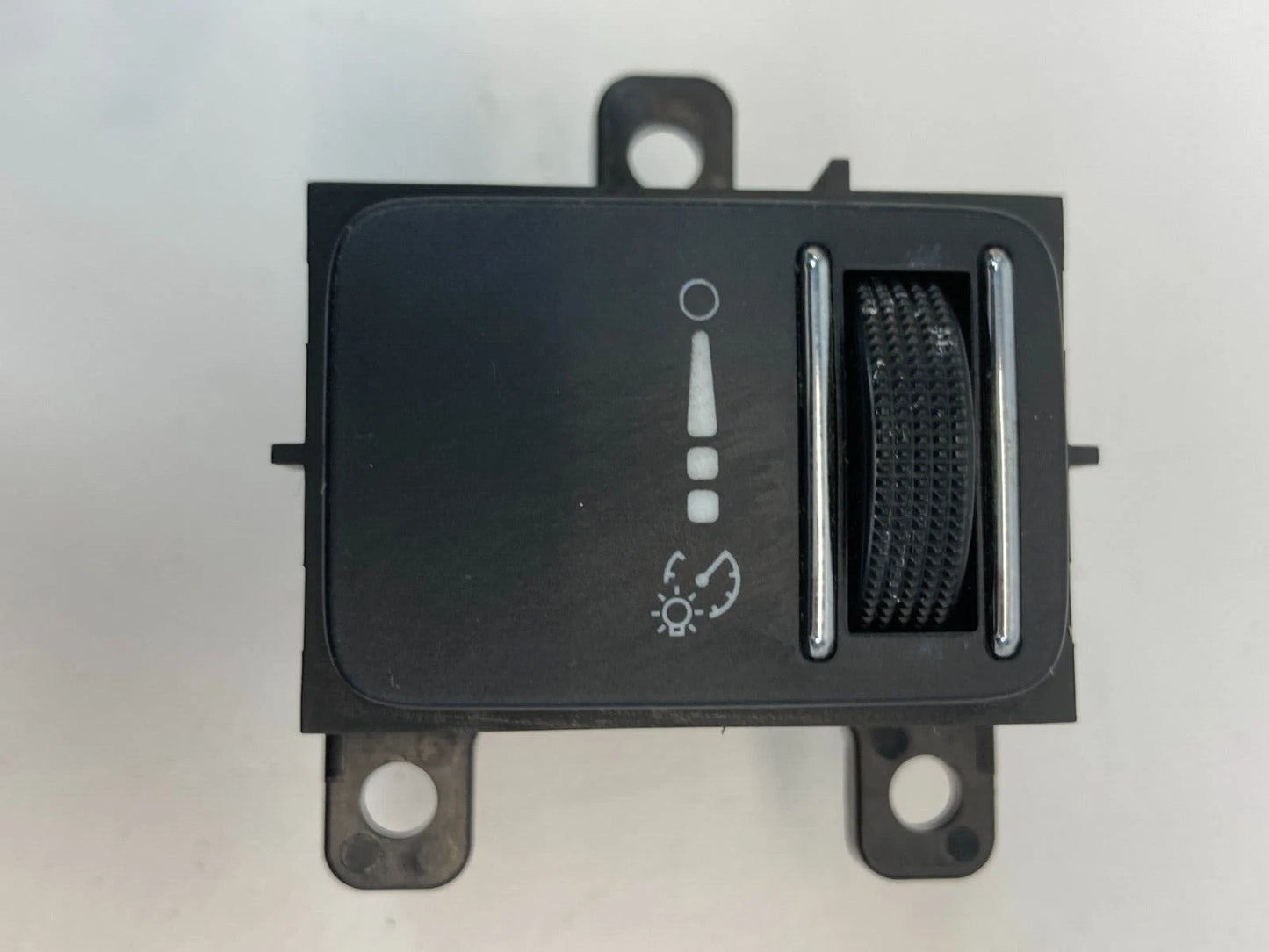 2012-2015 RAM CARGO VAN DASH DIMMER LIGHT LAMP CONTROL SWITCH 68072006AC OEM