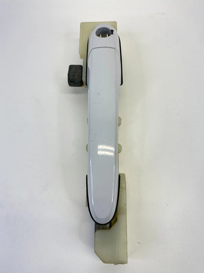2005-2009 HYUNDAI TUCSON FRONT RIGHT PASSENGER SIDE EXTERIOR DOOR HANDLE OEM