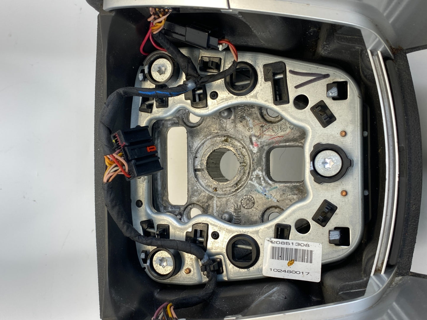 2010 2011 GMC Terrain Steering Wheel Assembly w/ Switchs 20851308 OEM