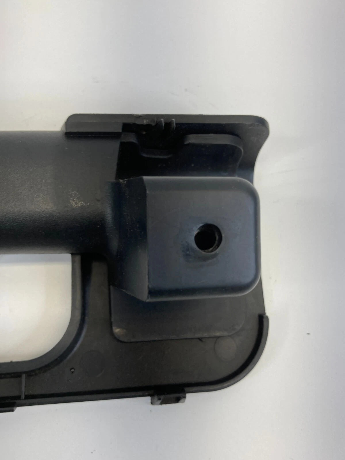 09-12 CHEVROLET TRAVERSE REAR HATCH TAILGATE LIFTGATE INNER PULL DOOR HANDLE OEM