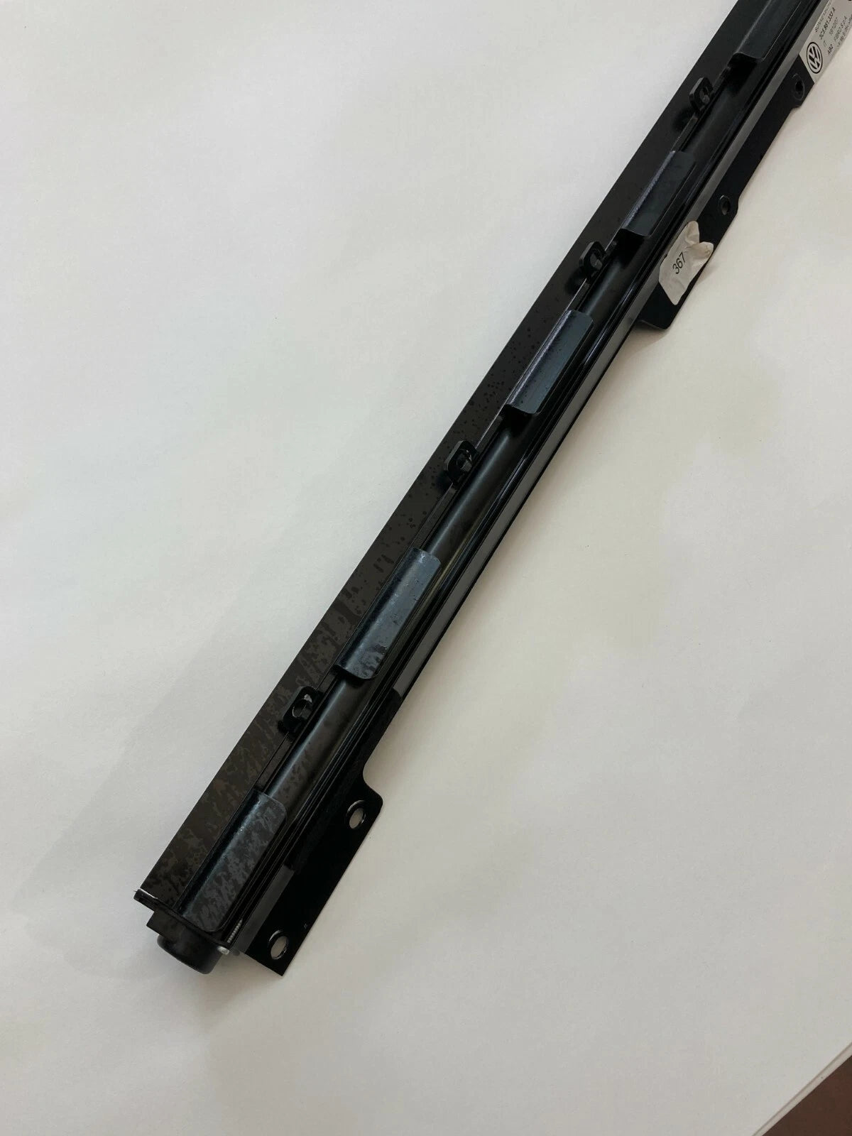 2006-2010 VOLKSWAGEN PASSAT REAR LEFT SIDE DOOR WINDOW SUN SHADE BLIND 3C5861333