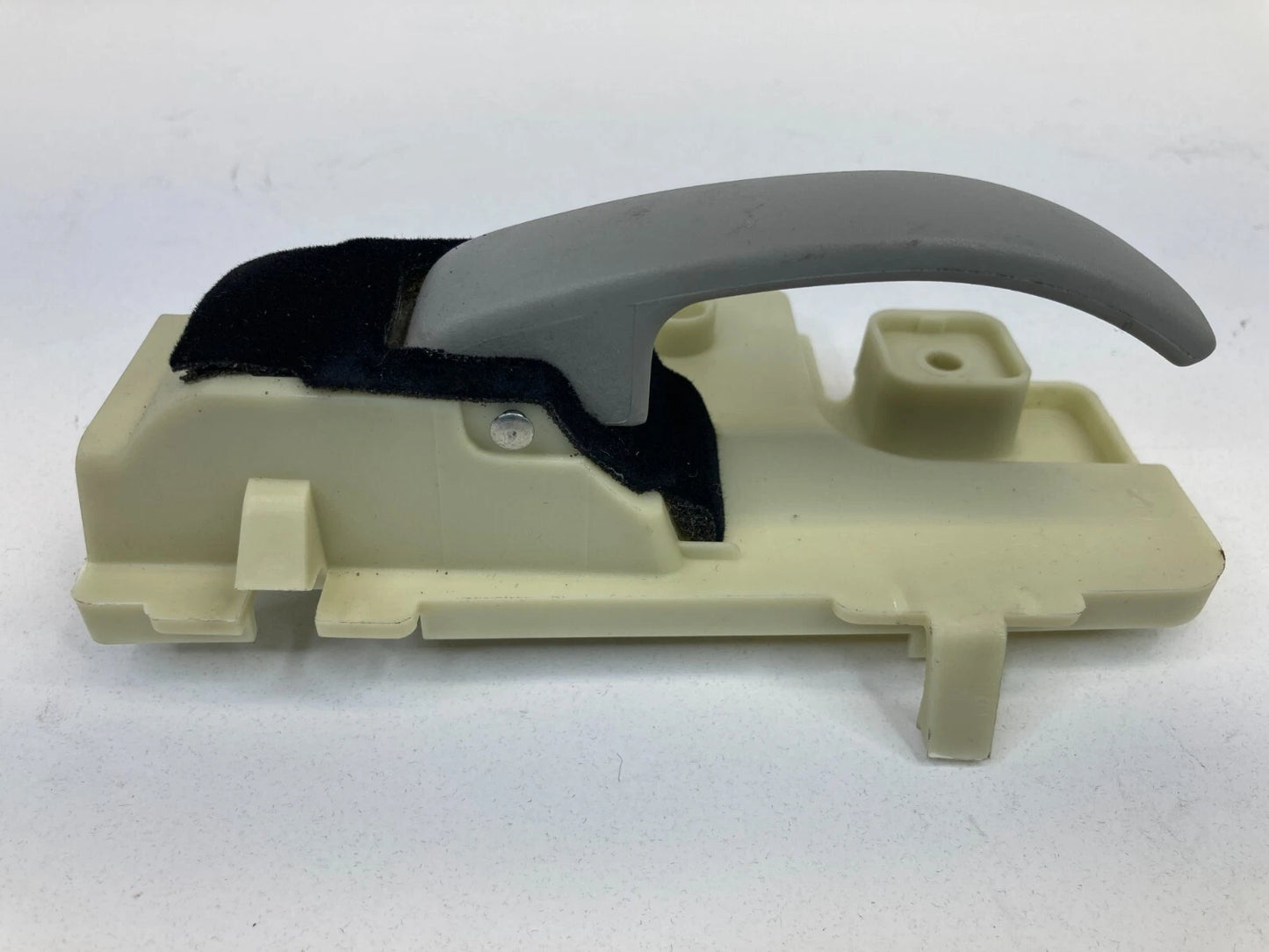 2007 2008 2009 DODGE CALIBER REAR RIGHT SIDE INNER INTERIOR DOOR HANDLE OEM